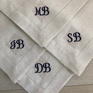 Monogrammed Linen Napkins / Dinner Napkins / Linen Cloth Napkins / Table Linens / Personalized two-letter font napkins / Wedding Gift image 3