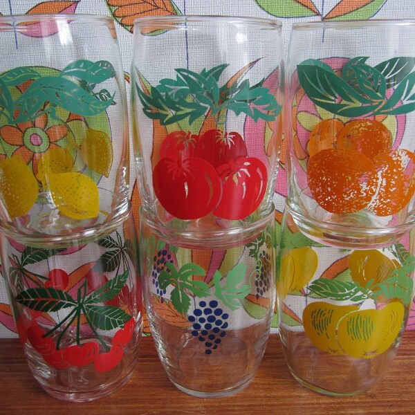 Six Vintage Lemonade Juice Milk Shot Cocktail Glasses Fruit Décor Tomatoes Oranges Strawberries Lemons Cherries Grapes Barware Tableware 70s