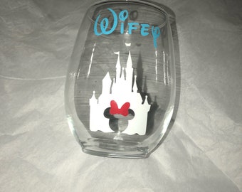disney castle Minnie Mouse style wifey any colors wine glass can customize
