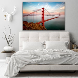 Stampa Golden Gate Bridge nella bellissima nebbia di San Francisco al tramonto Bay Area Art Sunset Photo California Home Art and Decor Bridge Fog immagine 2