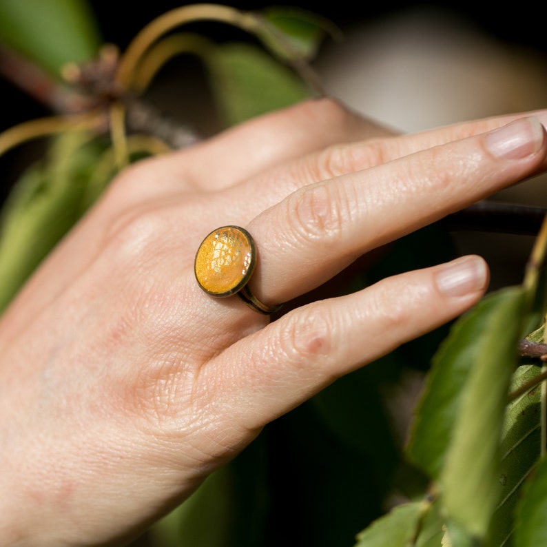 Small adjustable mustard round ring Yellow