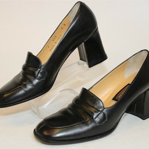 RARE COACH Womens Designer Pumps: Designer Shoes, Coach Leather Pumps, 6B, Black Leather Shoes, Coach, Made in Italy, Rare Dress Shoes,Euc