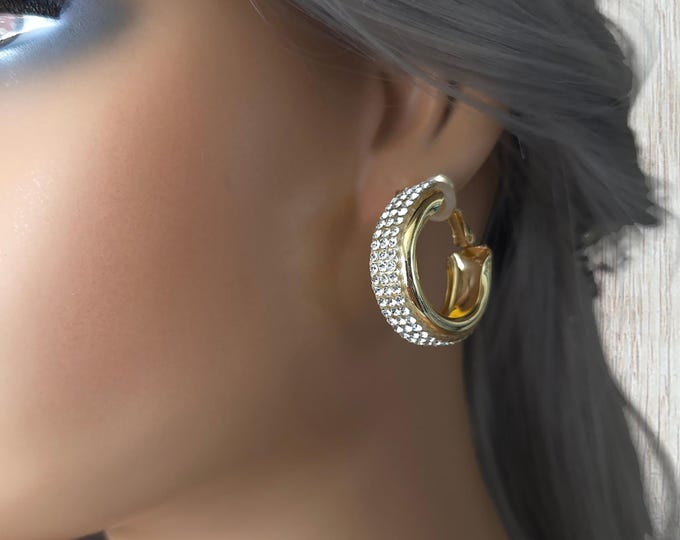 1 pair gold tone & diamante CLIP ON hoop earrings - 1.1" chunky wide square shape tube hoop earrings  - Clear sparkly diamante rhinestone