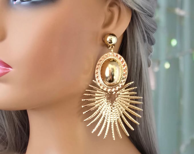 1 pair of  gold tone CLIP ON earrings - 4" long starburst layered disc drop earrings for non pierced ears, Big IG fashion statement earrings