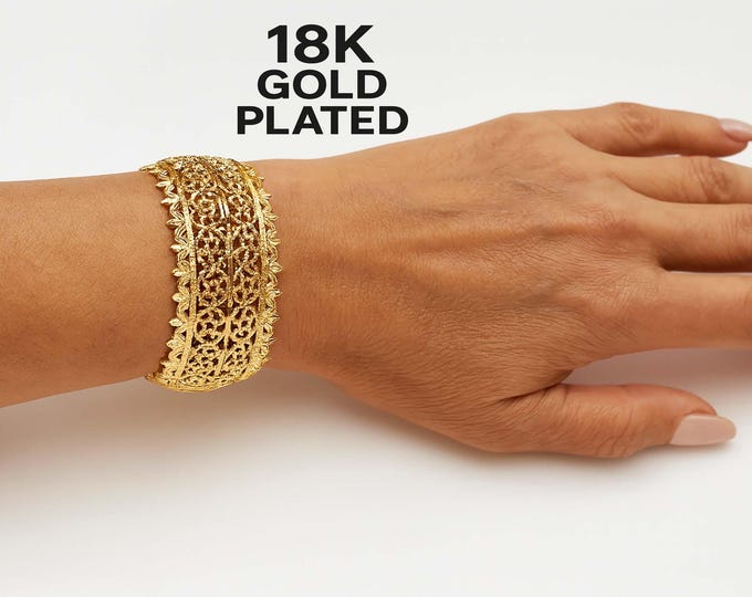 Elegant 18K Gold Plated Filigree Hinged Bangle Bracelet – Vintage-Inspired Wide Cuff, Intricate Design, Statement Gold Bangle, Gift for Her