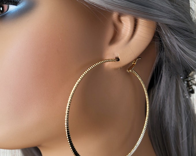 Gold tone CLIP ON hoop earrings - 3" diameter gold tone patterned wire hoops with flat bottom edge detail -  clip on or pierced option