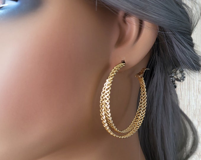 Gold tone CLIP ON hoop earrings - 1.75" diameter double layered mesh / chain design lightweight hoop earrings - clip on or pierced option