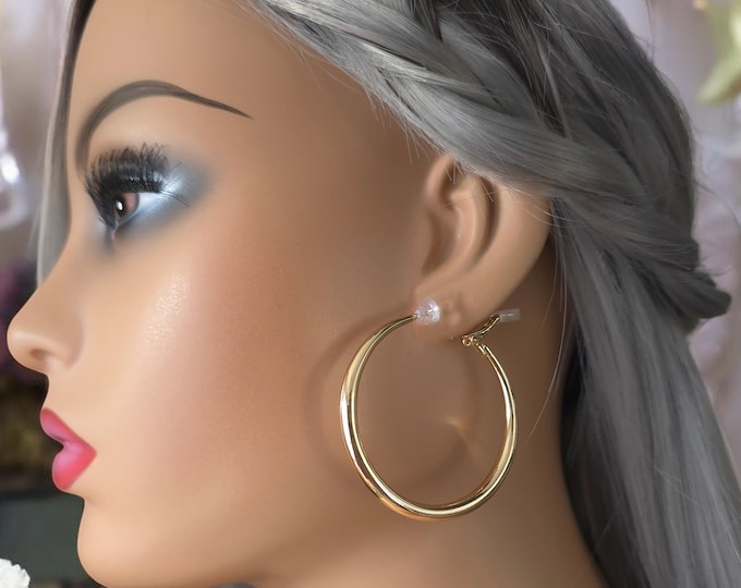 1 pair Gold tone CLIP ON hoop earrings - 2" diameter - plain graduated solid tube hoop earrings - clip on or pierced option - stylish hoops