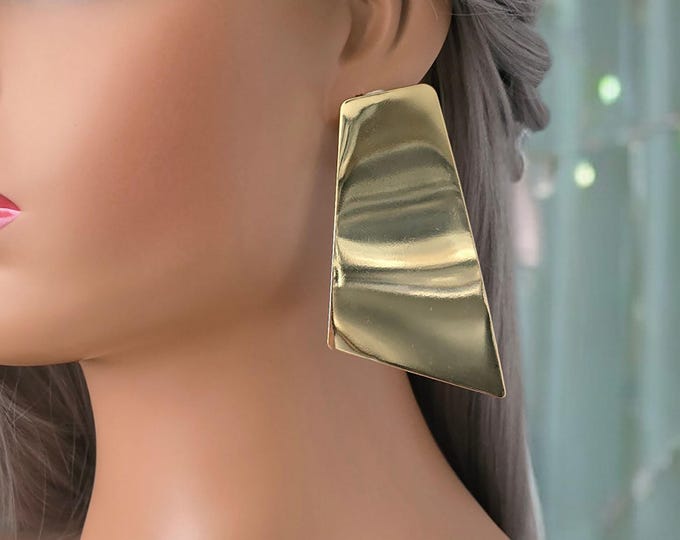 1 pair gold tone CLIP ON drop earrings - 3.2" stylish long geometric design big stud - drop earrings - oversized non pierced earrings