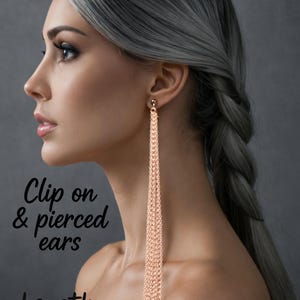 Roségouden oorbellen met kwastje – lange oorbellen met ketting – met clip of gaatje – meerdere lengteopties