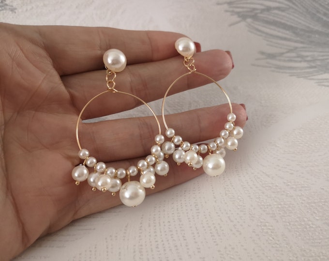 Beautiful delicate gold & ivory faux pearl beaded drop earrings - 14k gold filled wire - acrylic pearls - perfect prom - bridal earrings