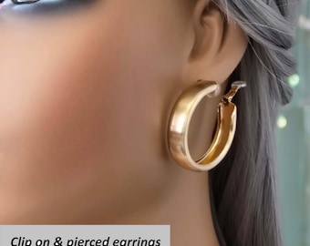 1 paar goudkleurige CLIP ON brede oorringen met dikke buis, 1,5" vierkante buis met lijnpatroon oorbellen, gaatjes, opties zonder gaatjes