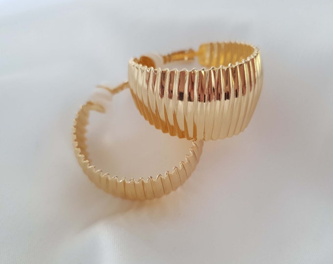 1 pair of Extra Wide big patterned CLIP ON Gold - Silver or Matt gold coloured hoop earrings - 1.5" x 0.75" - wide thick chunky hoops