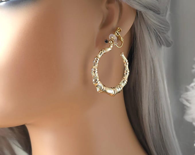 1 pair gold tone CLIP ON hoop earrings - 1.75" bamboo design chunky puffed up C style hoop earrings - Lightweight clip on hoops