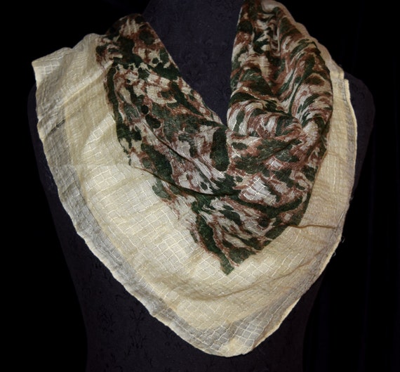 Bonwit Teller raw silk scarf made in England 1940… - image 2