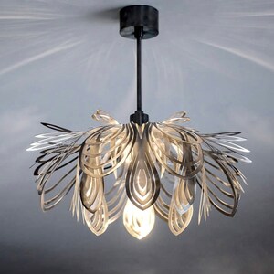 Moderne Lampe, außergewöhnliches Design, Deckenleuchte Stahl Blütenblätter Bild 4