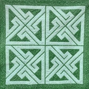 Double Mountain Bend FPP Quilting Pattern