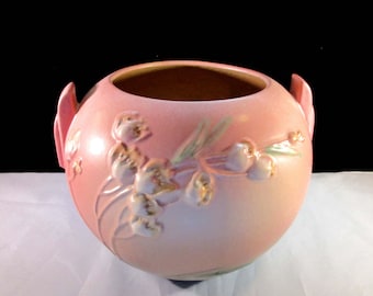 Made in USA. Vintage Dusty Rose Foxglove Patterned Roseville Vase with Two Side Handles