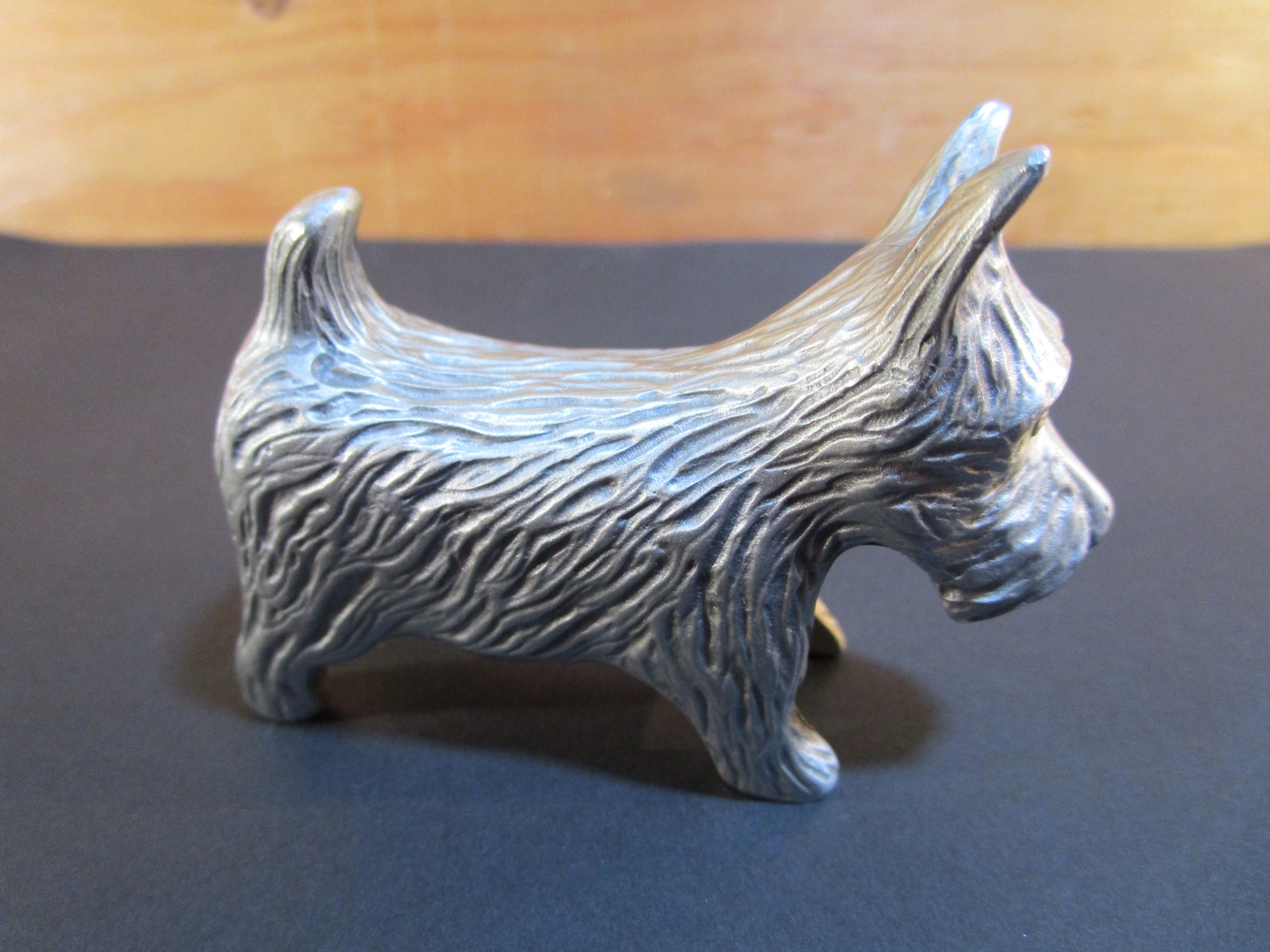 Monopoly Scottie Dog Paperweight Metal 1998 Hasbro 3 x 1 x 2.5