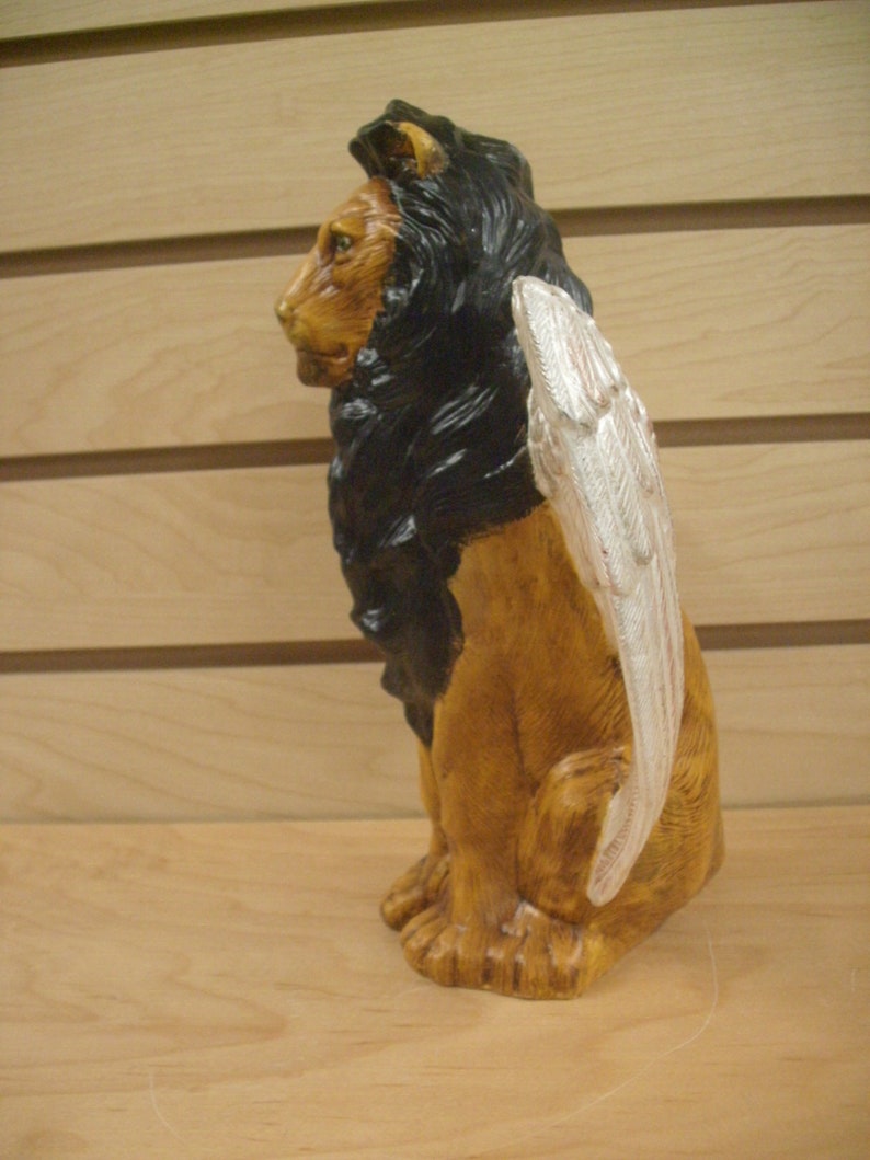 MADE TO ORDER Winged lion King Painted King of misfit toys Etsy