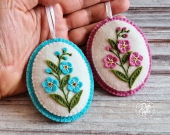 Ornamenti floreali ovali in feltro con fiori del nontiscordardimé, decorazioni pasquali con fiori primaverili, idea regalo per la festa della mamma