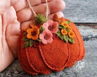 Wool felt Fall Orange Pumpkin ornaments with flowers, Handmade floral pumpkin Thanksgiving decor rts