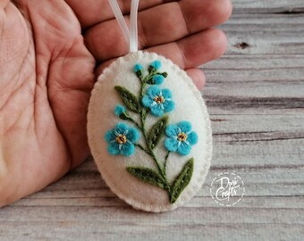 Small Felt Oval Floral ornament with forget me not flowers, Easter decor with spring flower, Mothers day gift idea