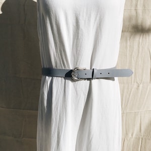 periwinkle pleather horseshoe buckle belt