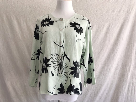FERNE - linen floral burst bell sleeve blouse in l