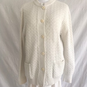 BLANCHE - Strickjacke aus Wolle Elfenbein mit Zopfmuster