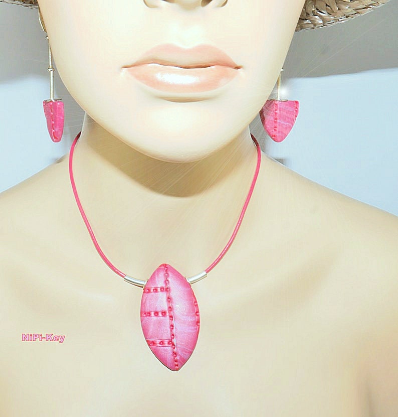 Kette leichte kurze Halskette Ohrringe lang Set pink silber schimmernd Handarbeit Unikat ROSENROT aus Polymer Clay, Fimo Bild 2