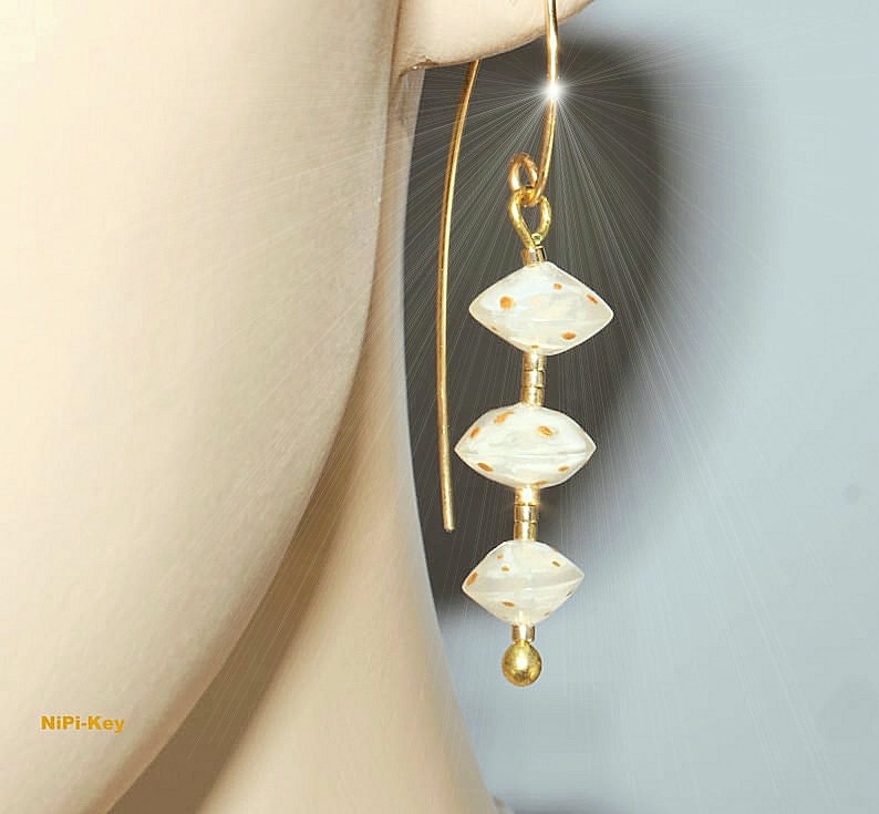 Halskette märchenhafte kurze Collierkette gold transparent weiß Ohrringe Set Unikat Handarbeit GOLDPÜNKTCHEN aus Polymer Clay, Fimo, Bild 3
