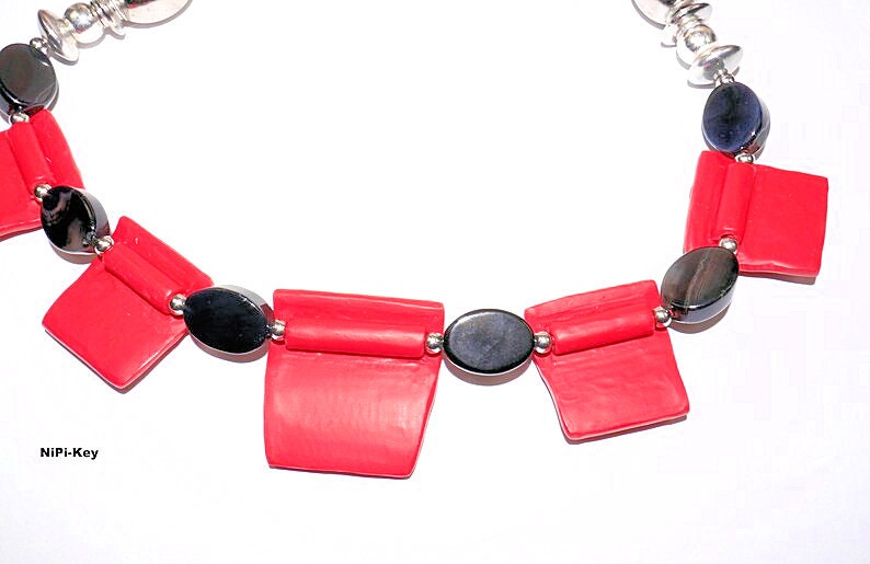 Halskette wunderbare Collierkette rot bunt silber Handarbeit Unikat MITSTRUKTUR aus Polymer Clay Bild 3