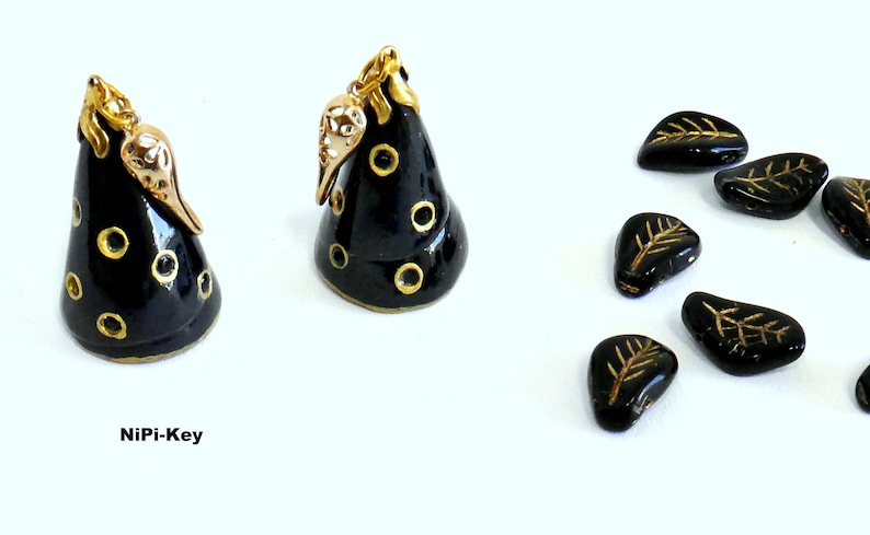 Ohrringe süß schwarz gold Swarovski Steinchen Hängeohrringe Handarbeit Unikat HUETCHEN Polymer Clay, Fimo Bild 3