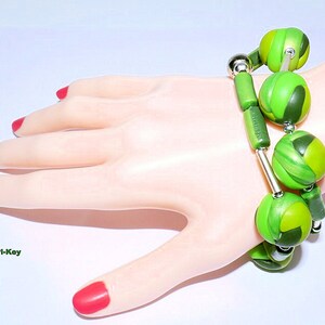Cheerful fresh flexible double bracelet in bright green tones matches the set IMMERGRÜN handmade unique IMMERGRÜN2 made of polymer clay