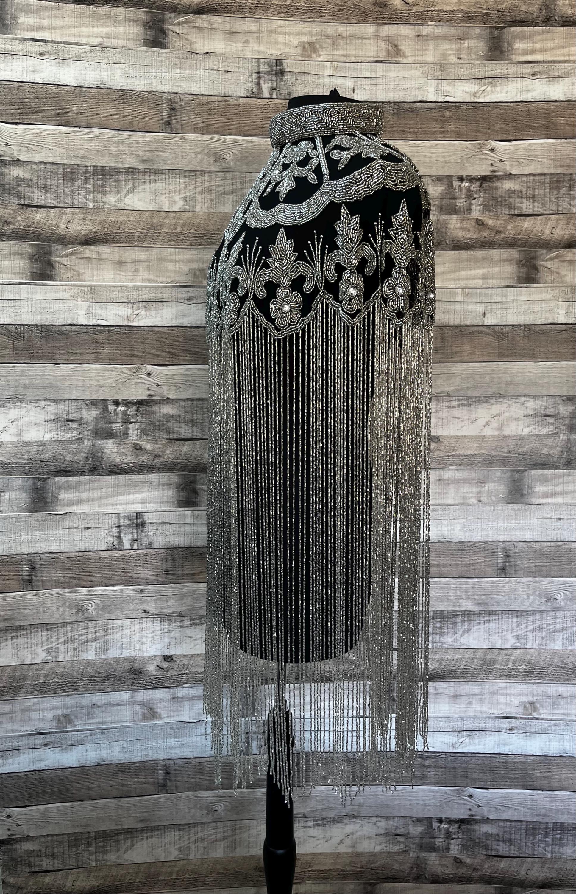 Glamorous Black and Silver Glass Beaded Collar With 24” GUNMETAL Bugle ...
