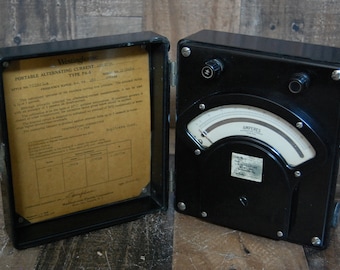 Vintage Industrial Westinghouse amp meter in bakelite case , very good original condition, 1950 Free Shipping