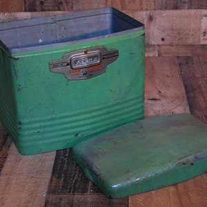 Vintage Sears Electric Fence, vintage farmhouse green electric fence, vintage home decor, ranch house decor, 1940's farmhouse Free Shipping image 5