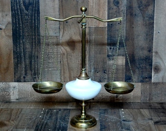 Vintage Scale Milk Glass and Copper, 1960's decorative copper balance scale,  Balance beam Scale, excellent condition, great patina