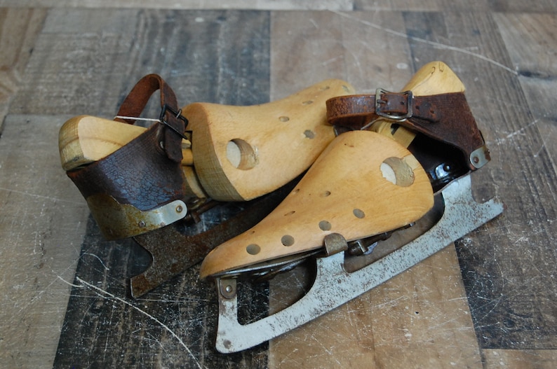 Vintage 1910 Ice Skates Vintage Metal and Leather Ice Skates Etsy