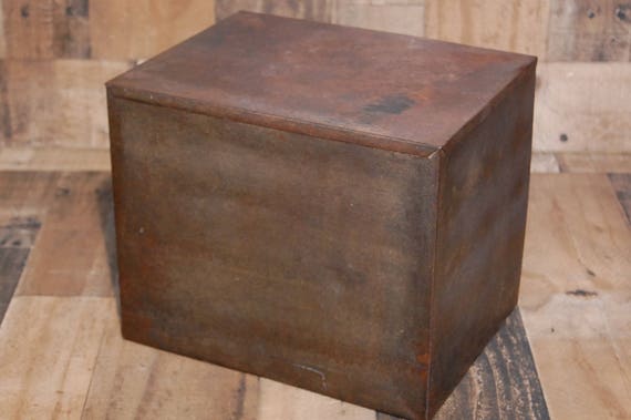 【USA vintage】WEATHERHEAD メタルボックス　工具箱　収納 USA vintage】WEATHERHEAD メタルボックス 工具箱 収納