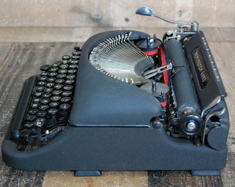 Vintage Remington Rand Deluxe Model 5 Typewriter, Blackand