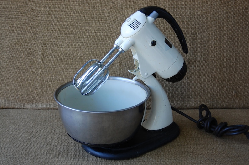 Vintage Sunbeam 10 Speed Mixer With Stainless Steel Bowl Circa Etsy