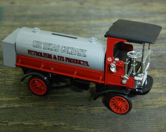 Vintage Reproduction Texas oil co. toy Bank, vintage toy bank, vintage toy truck, vintage metal toy bank with original key for bottom lock