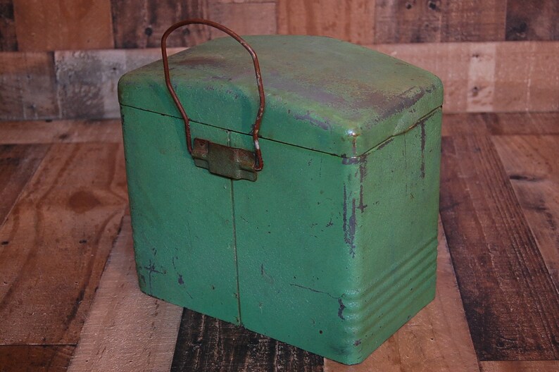 Vintage Sears Electric Fence, vintage farmhouse green electric fence, vintage home decor, ranch house decor, 1940's farmhouse Free Shipping image 8