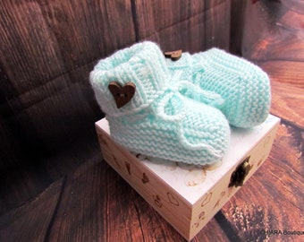 Pregnancy Announcement Grandparents, Baby Reveal,Pregnancy Box, Surprise Gift Box,Baby Booties, Grandparent Baby reveal, Baby Ugg boots