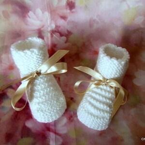 Unisex baby booties/knitted baby booties/photo prop booties/baby boots/ baby slippers/christening booties/baby shower gift/Ugg booties image 2