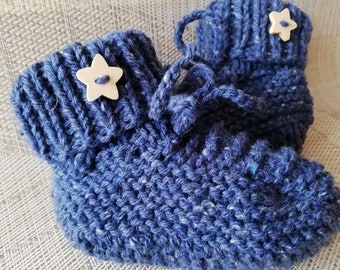 crochet baby booties, baby booties,knitted baby booties,photo prop booties,baby boots,baby slippers,christening booties,baby shower gift