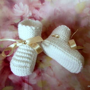 Unisex baby booties/knitted baby booties/photo prop booties/baby boots/ baby slippers/christening booties/baby shower gift/Ugg booties image 4