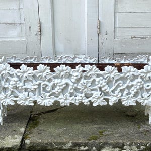 antique cast iron planter ~ antique footed planter box ~ footed victorian planter with rusty metal insert ~ victorian farmhouse antiques